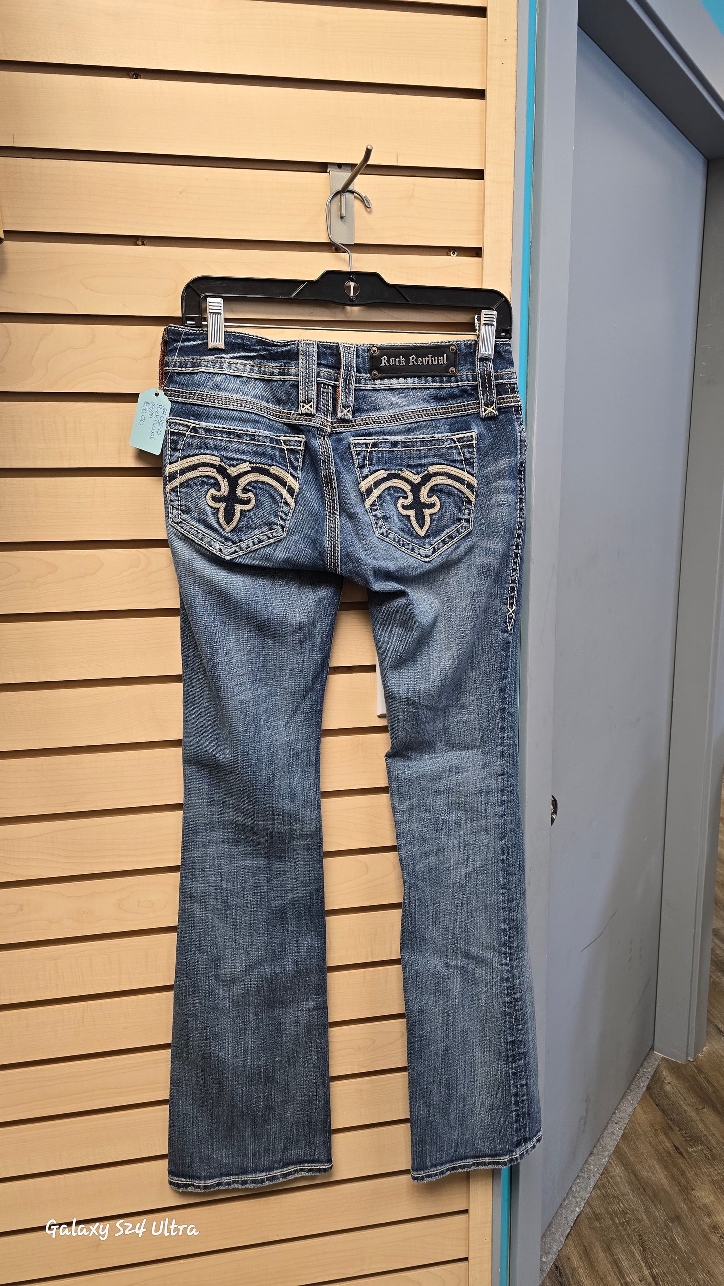 Various Jeans