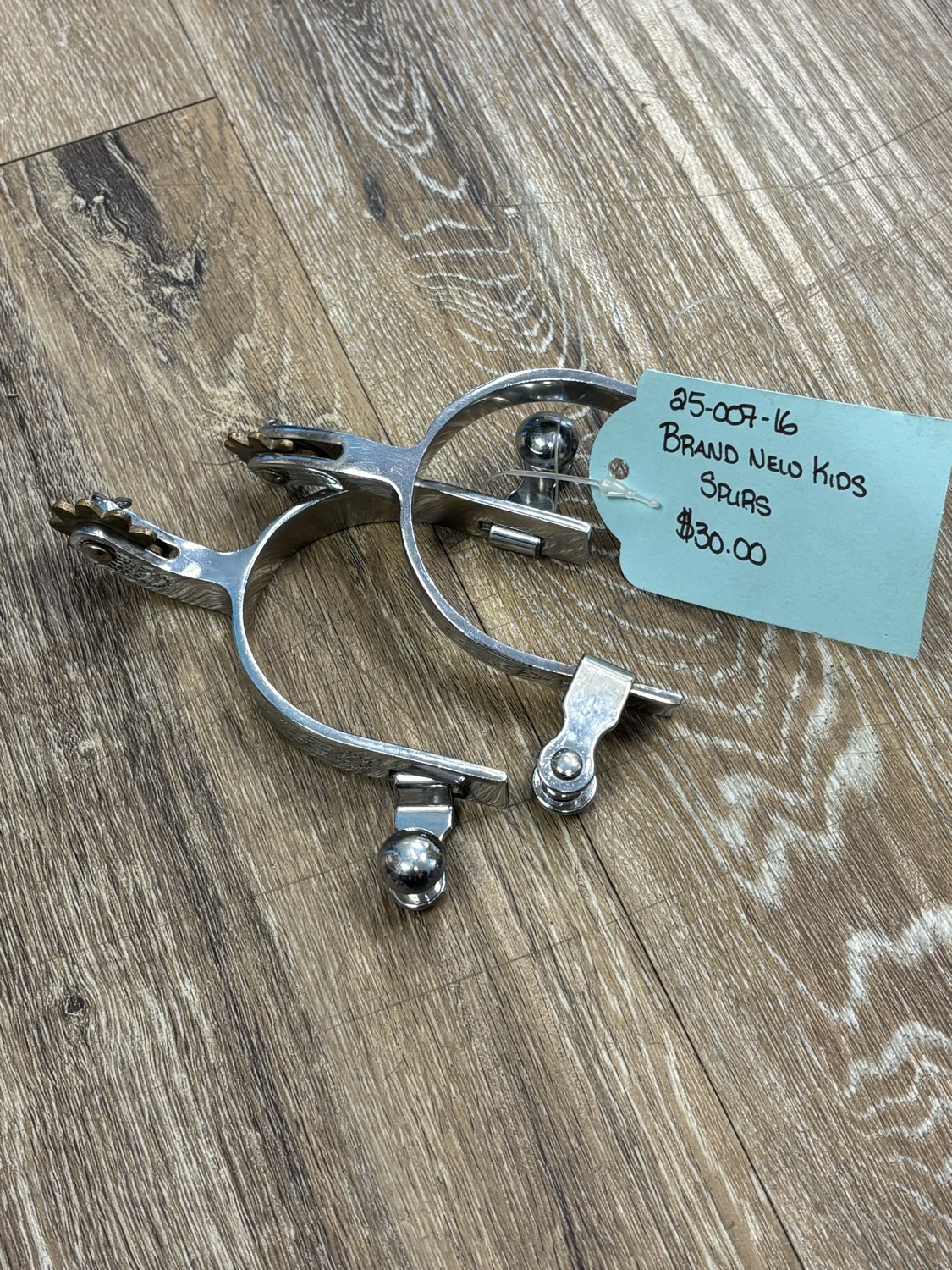 Brand new kids spurs