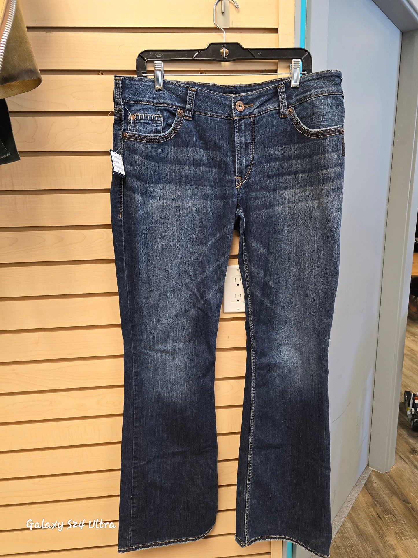 Various Jeans