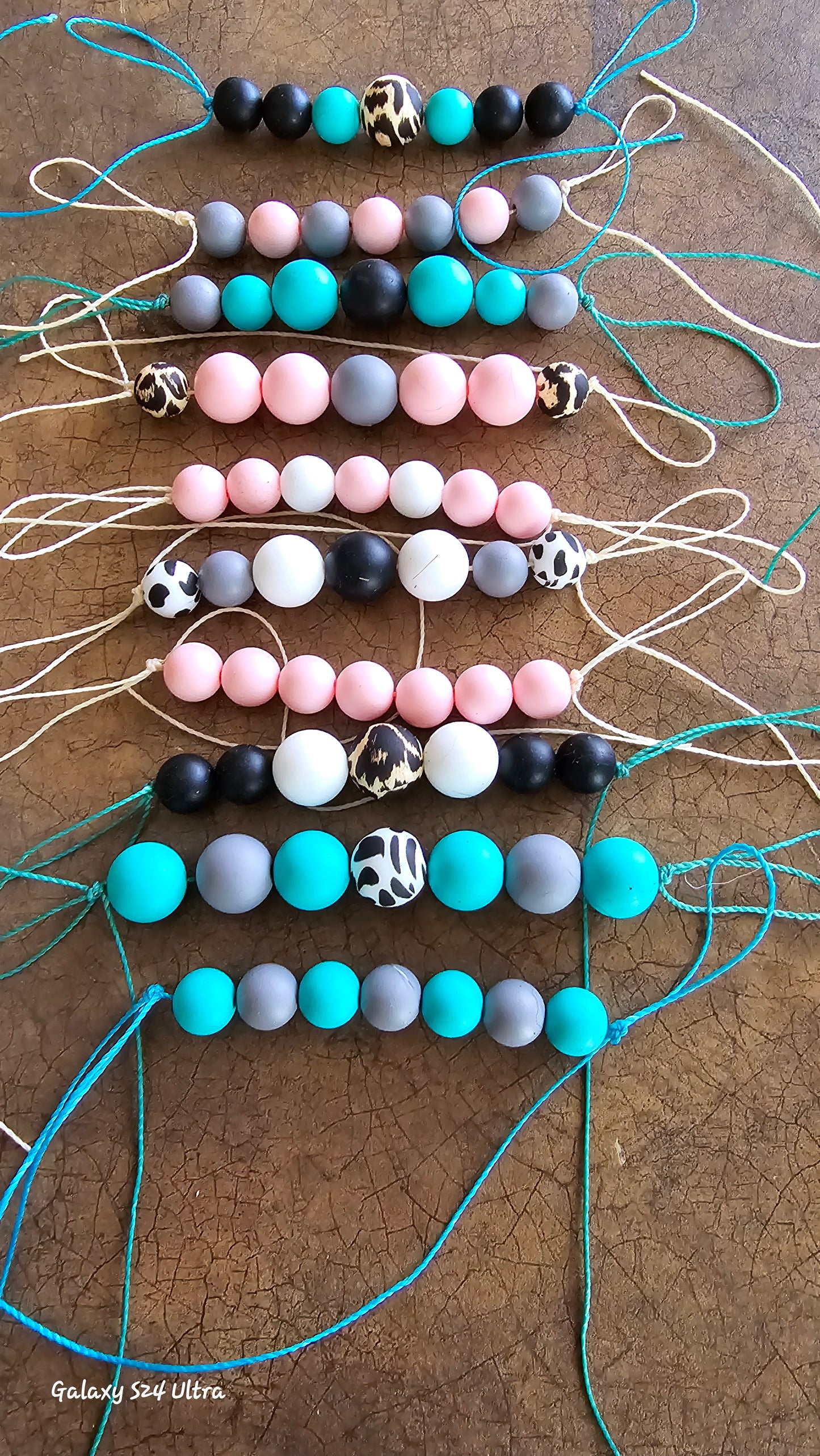 Silicone Bead Curb Strap