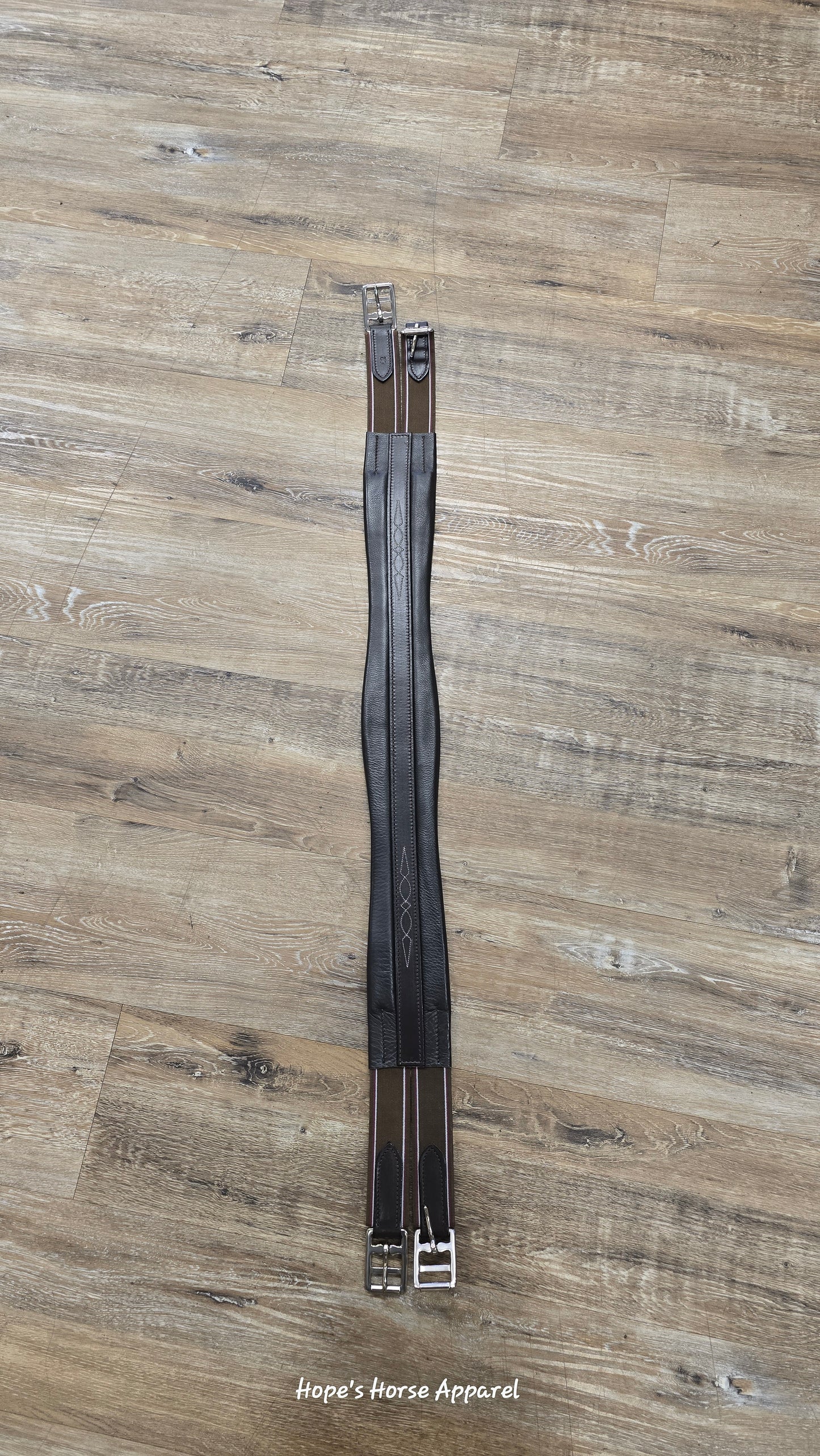 Bobby's tack girth, 42"