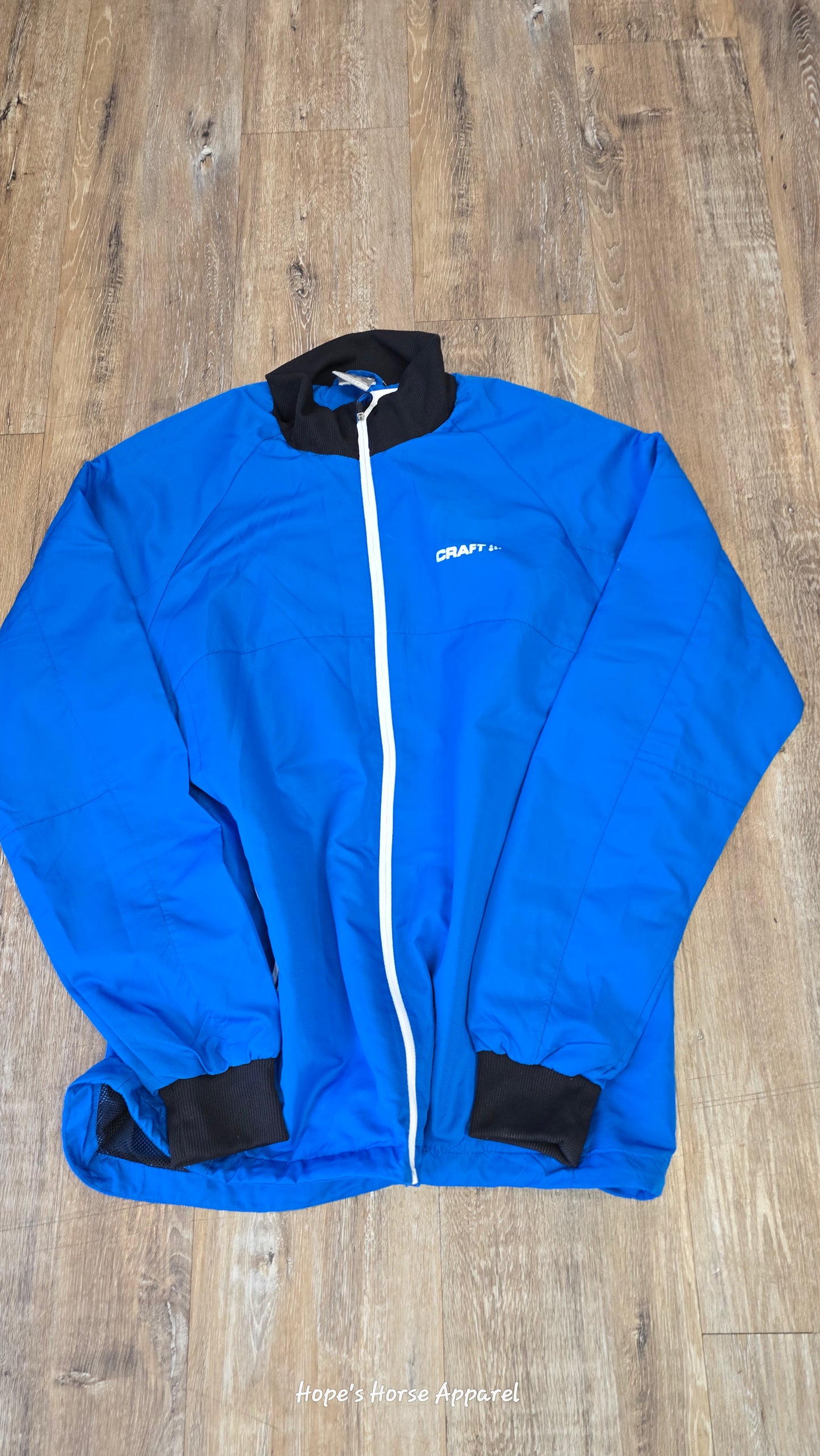 Windbreaker, Medium