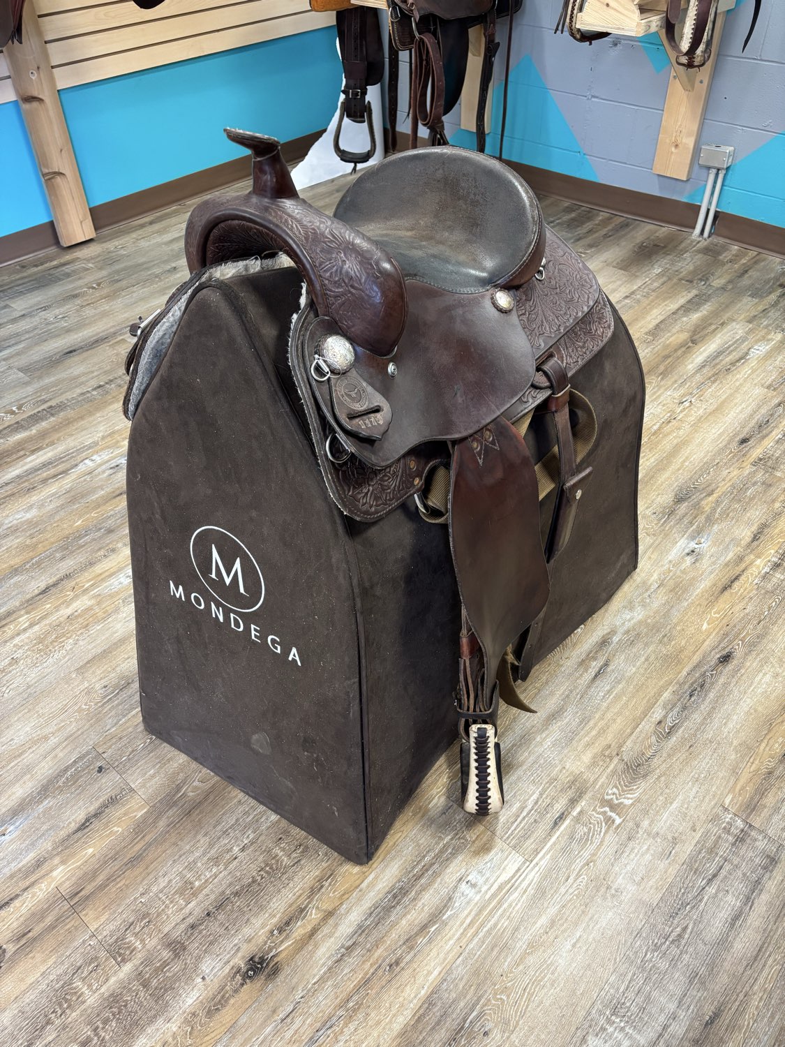 Western Rawhide Western Saddle