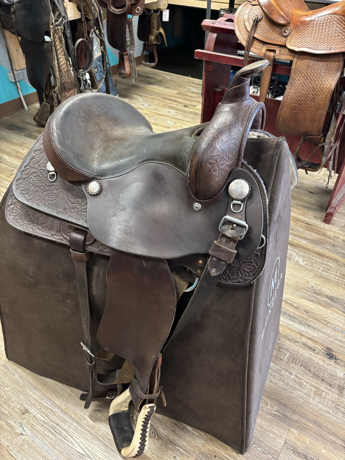 Western Rawhide Western Saddle