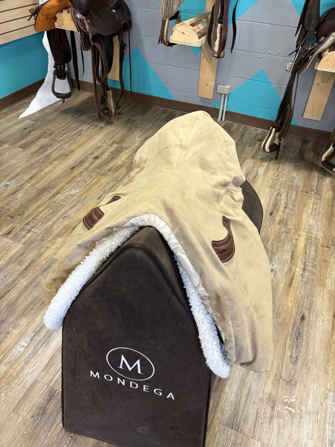 Crosby AP Saddle
