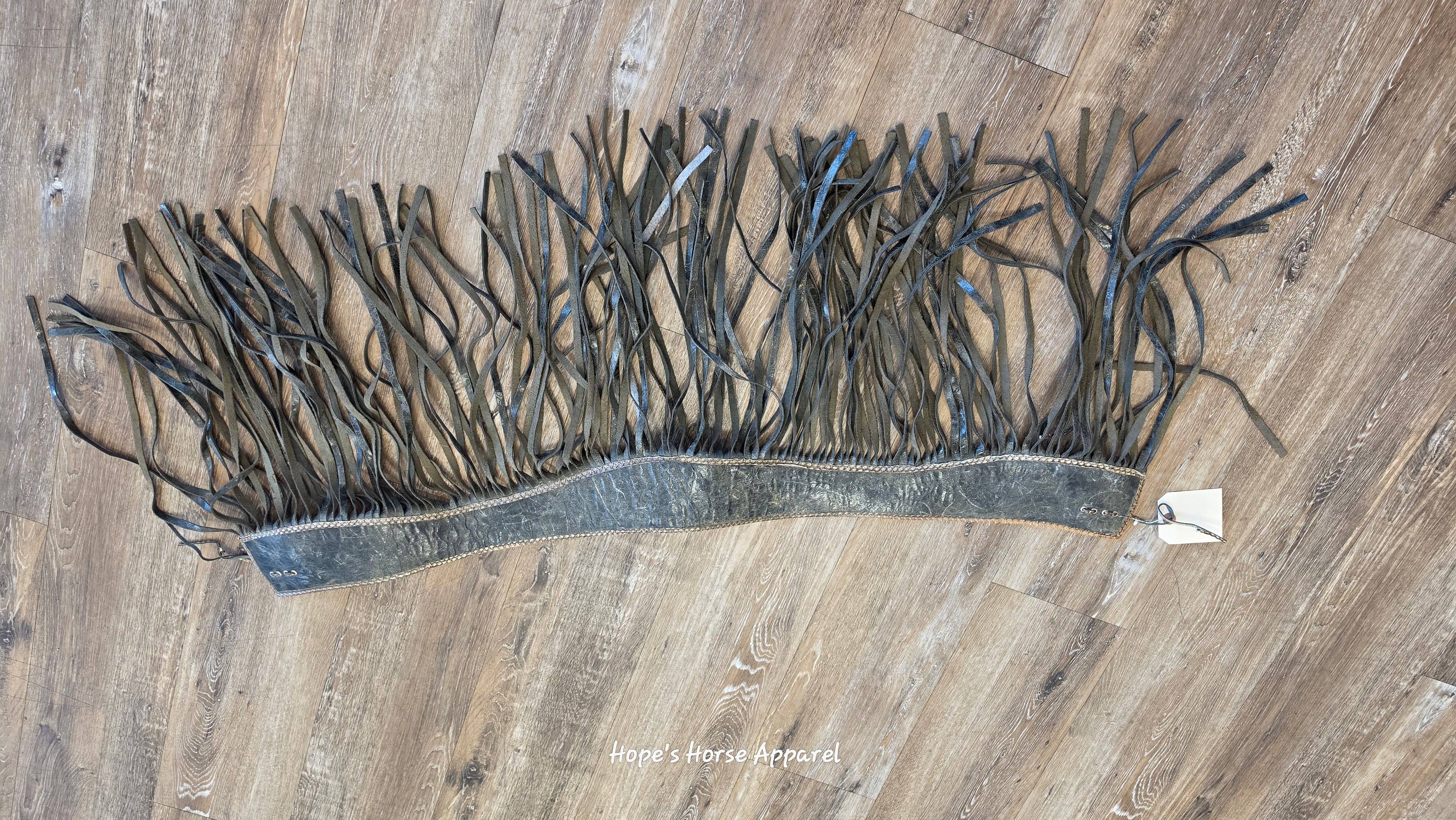 Fringe Belt, Medium