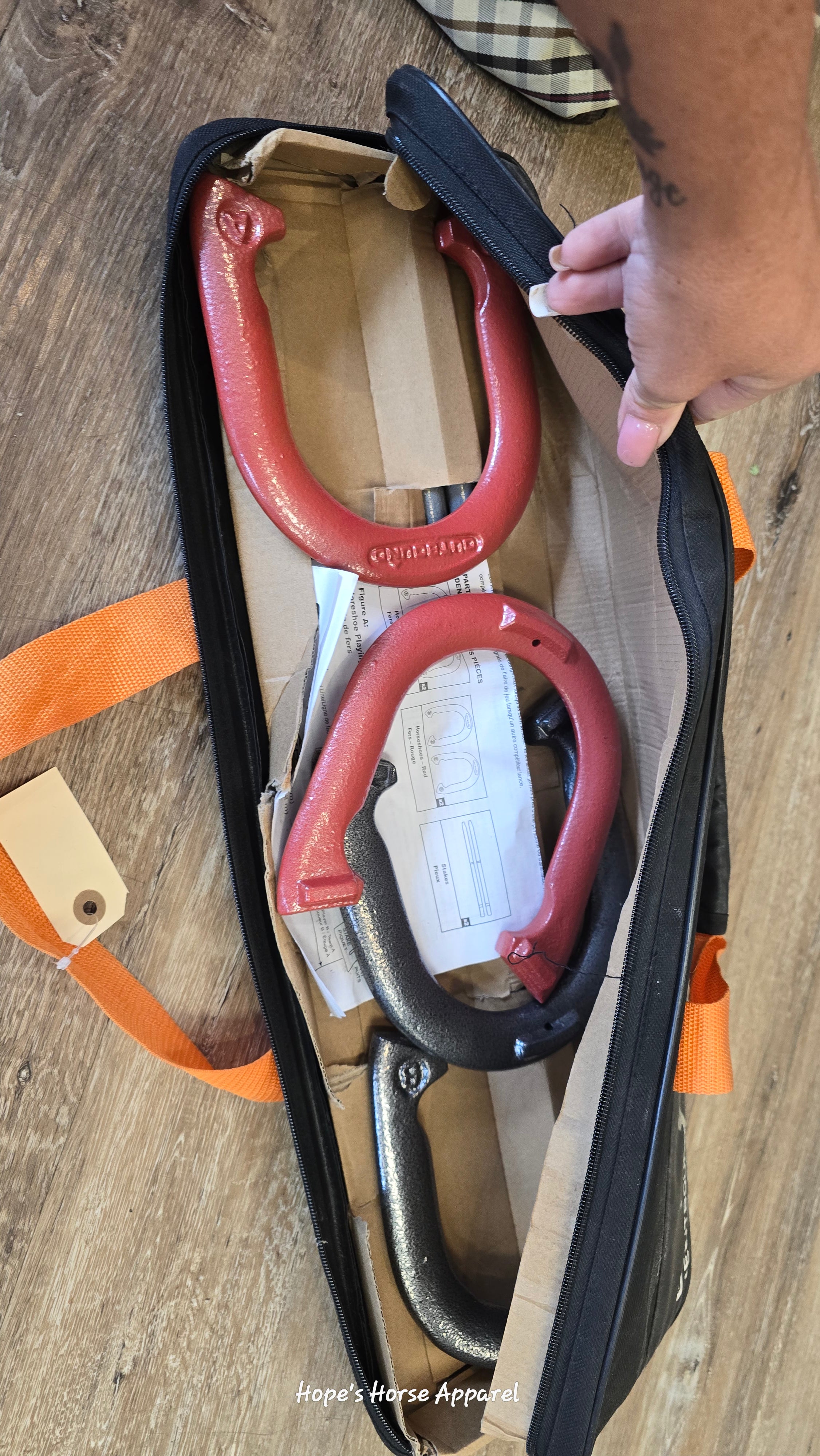 Brand New Horse Shoes Lawn Game