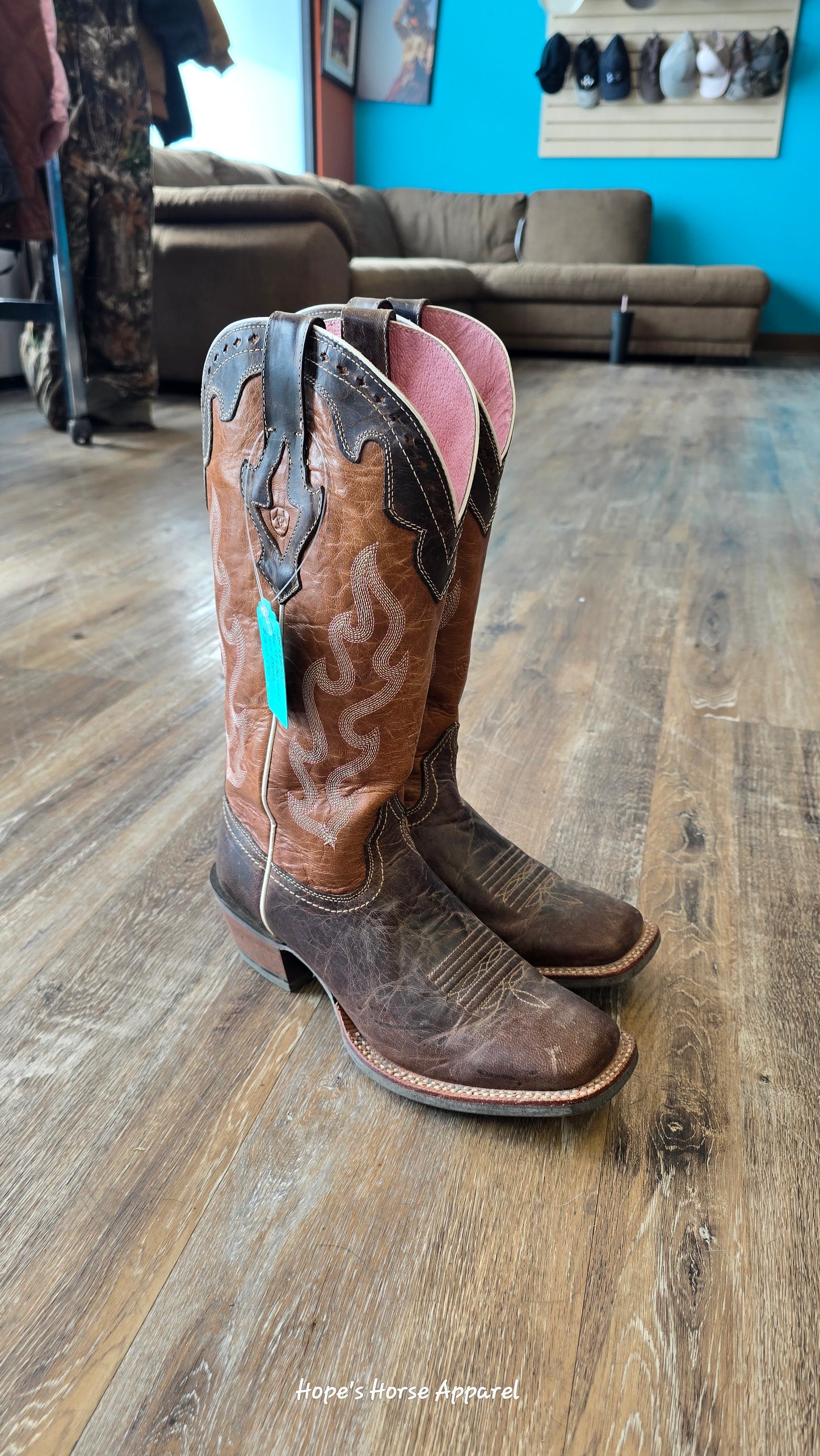 Ariat Cowboy Boots, 9