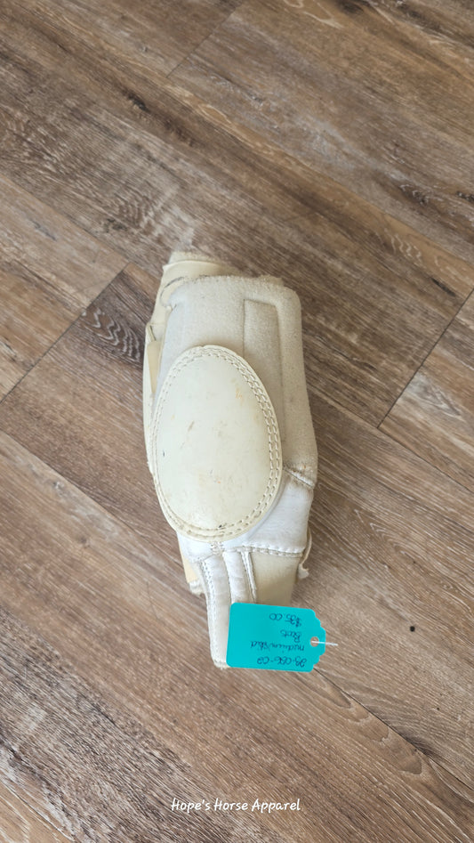 White  Skid Boots, Medium