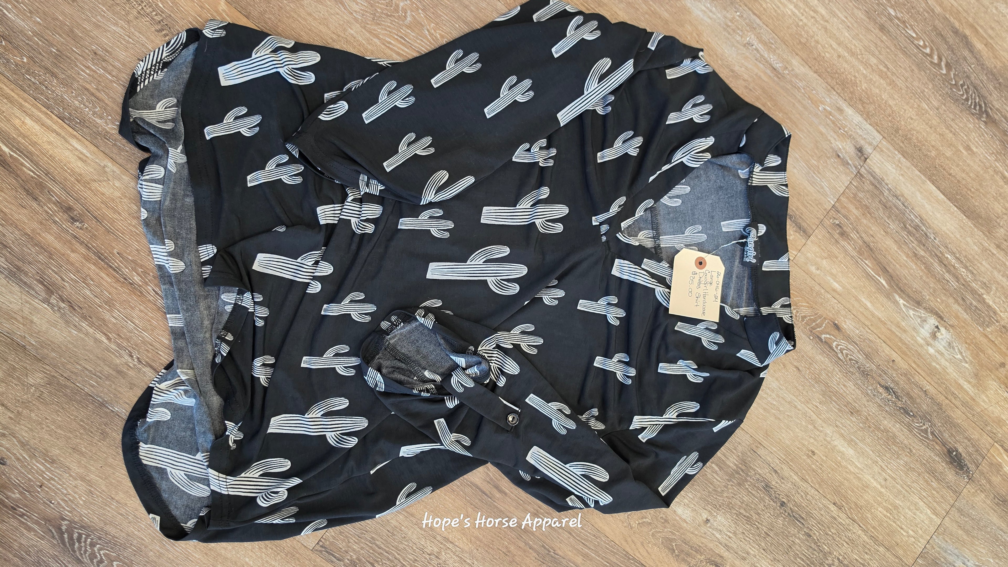 Cowgirl Hardware Dress Shirt, Large