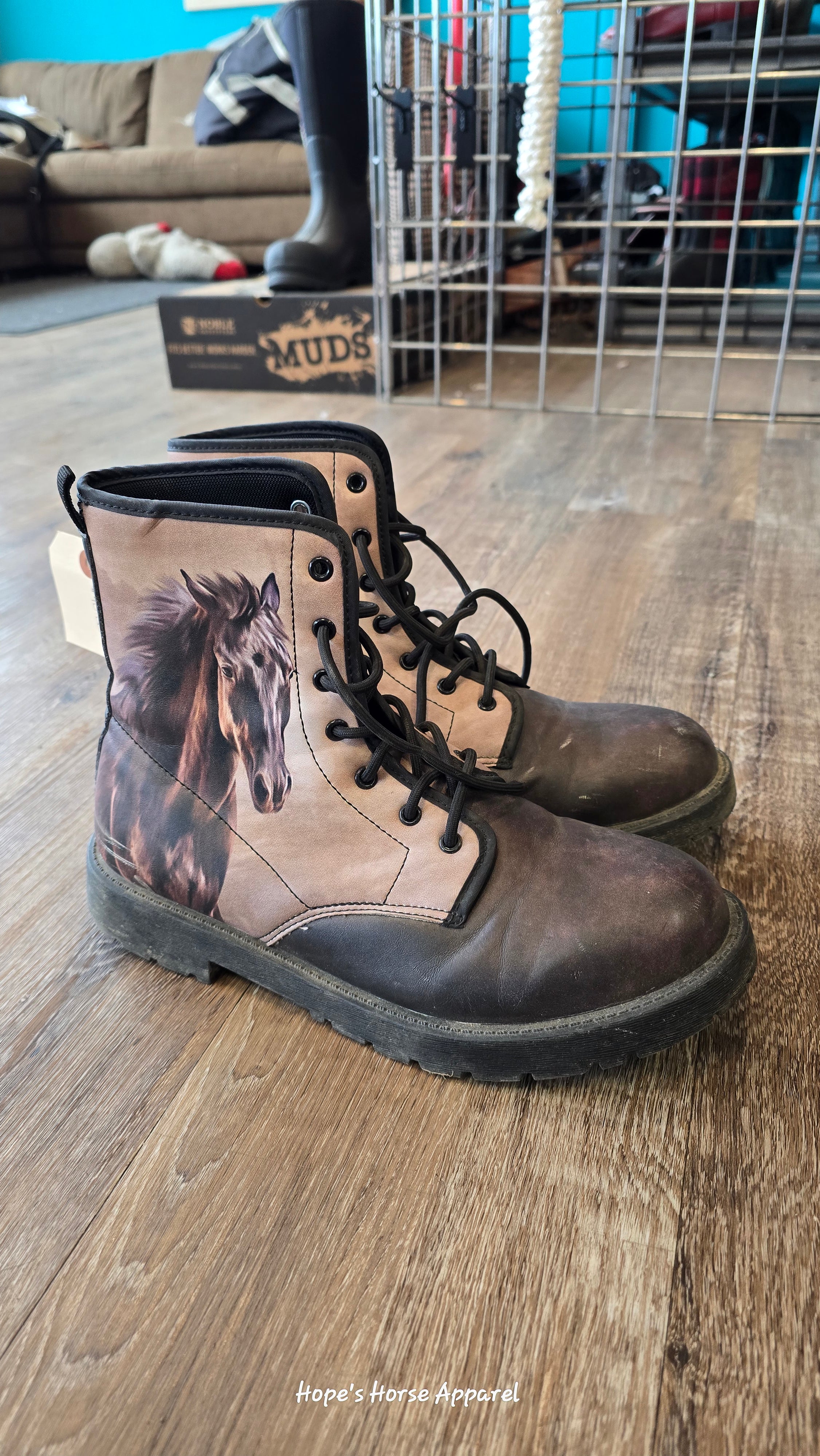 Women's Boots, 9
