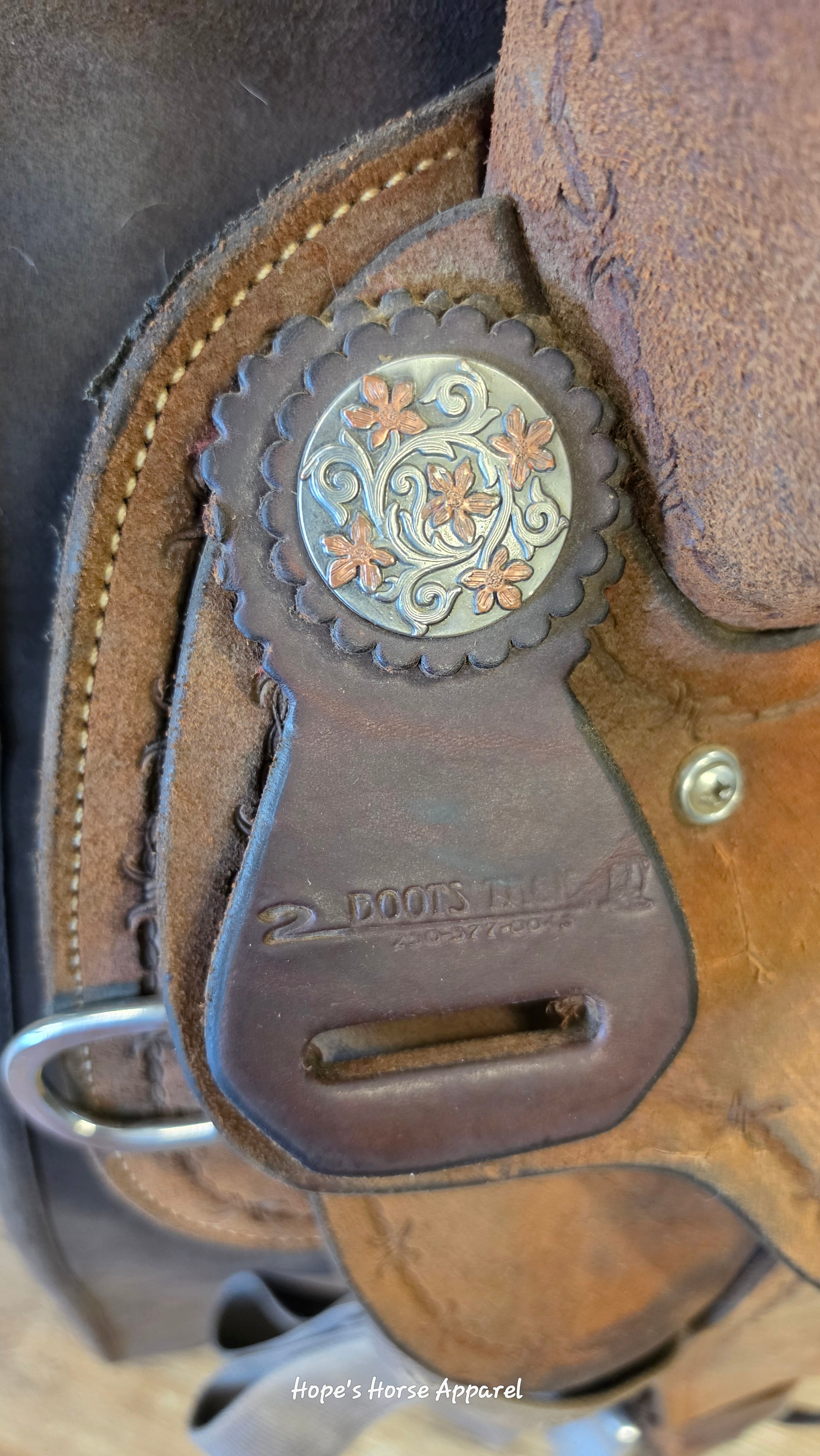 2 Boots Barrel Saddle