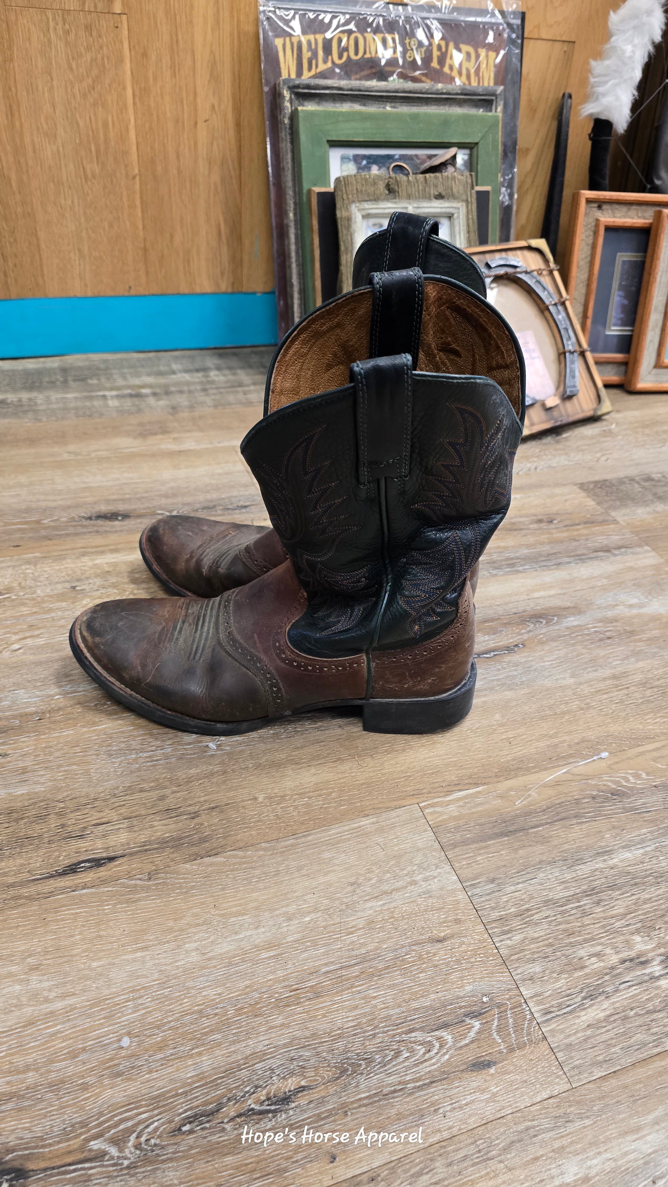 Men's Cowboy Boots, 8