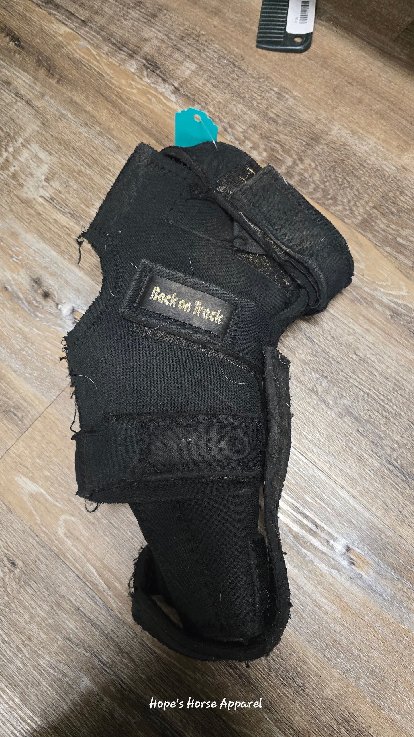 Back on track hock boots