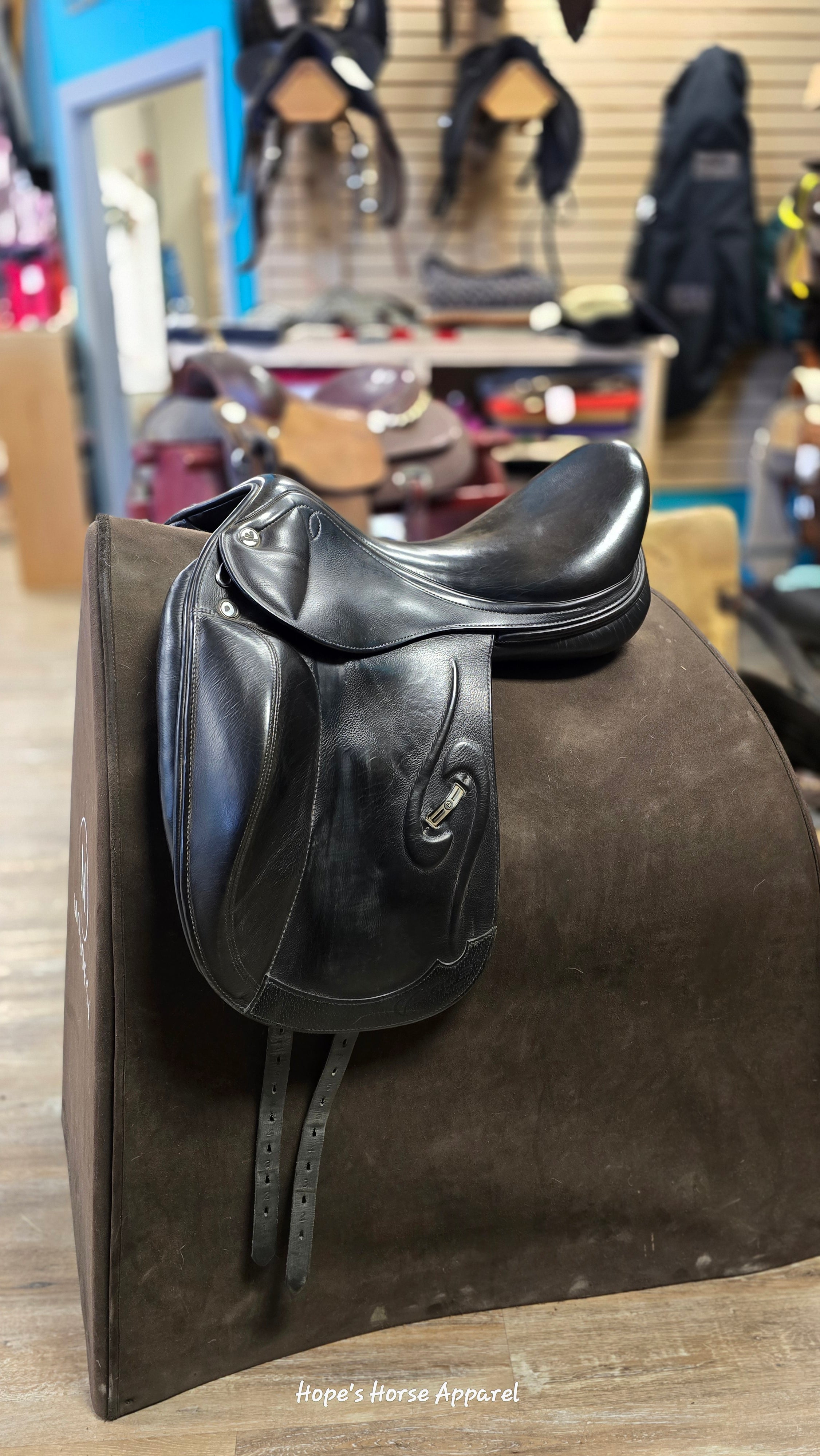 Prestige Dressage Saddle