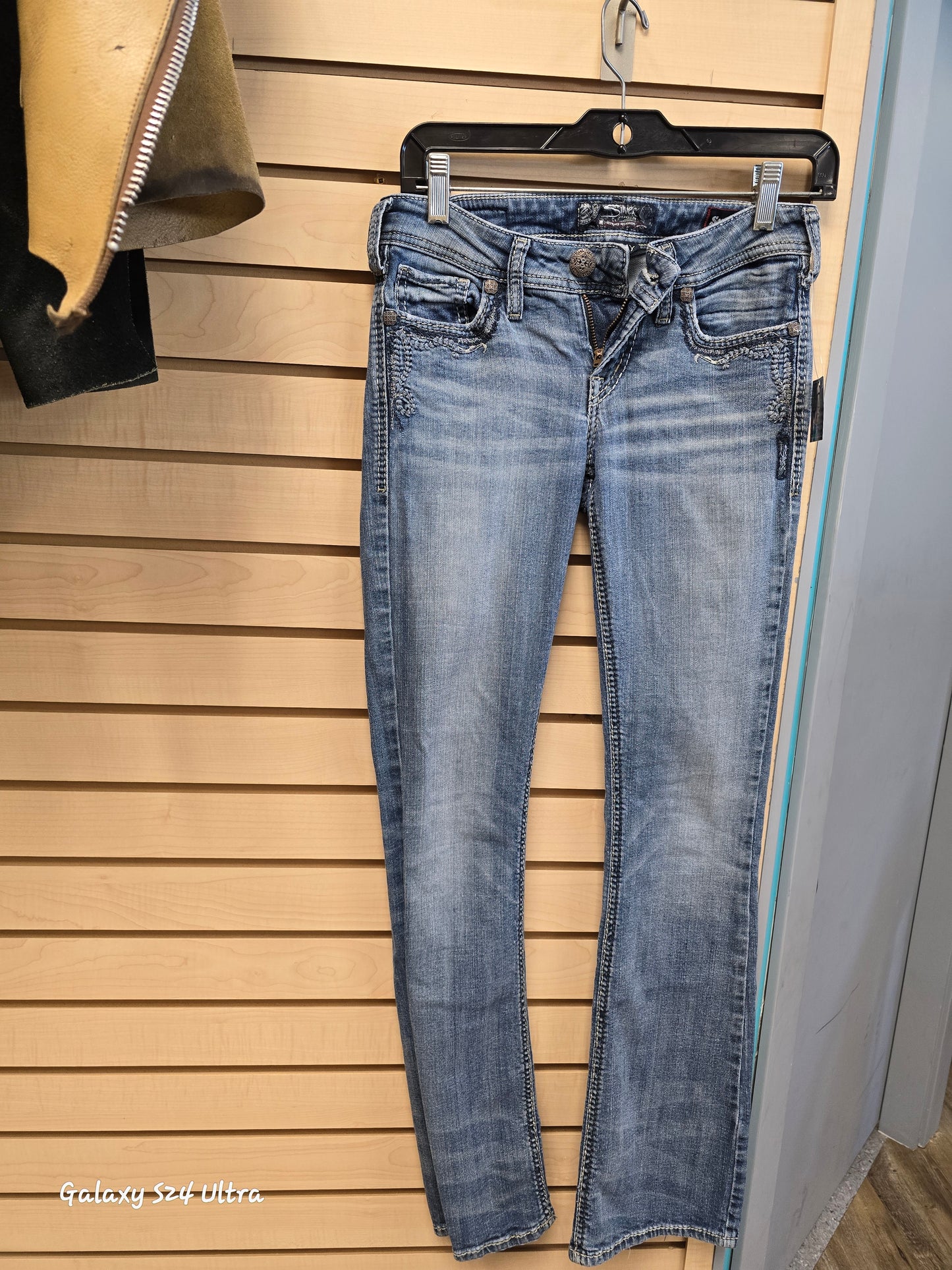 Various Jeans