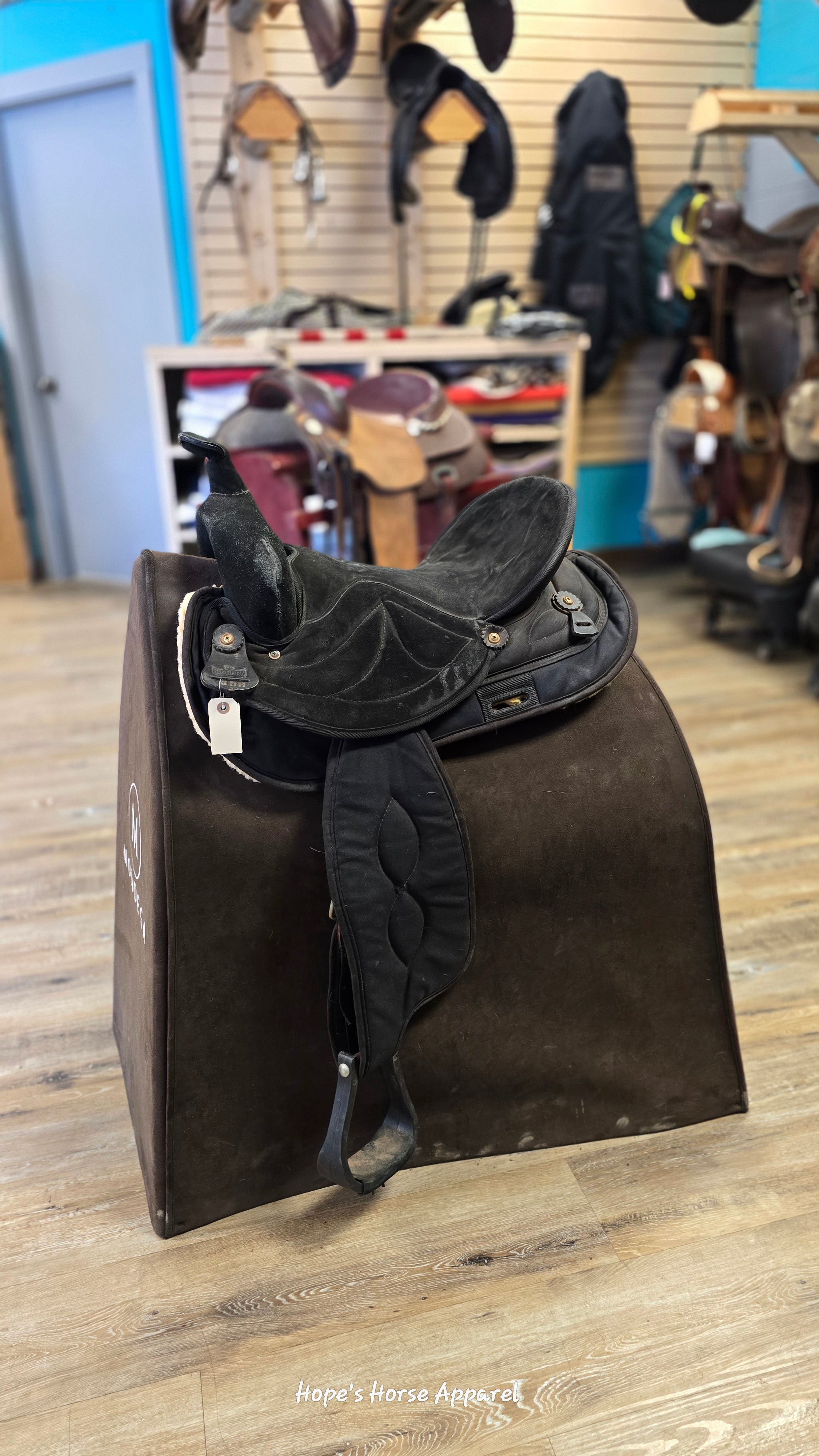 Big Horn Synthetic Saddle