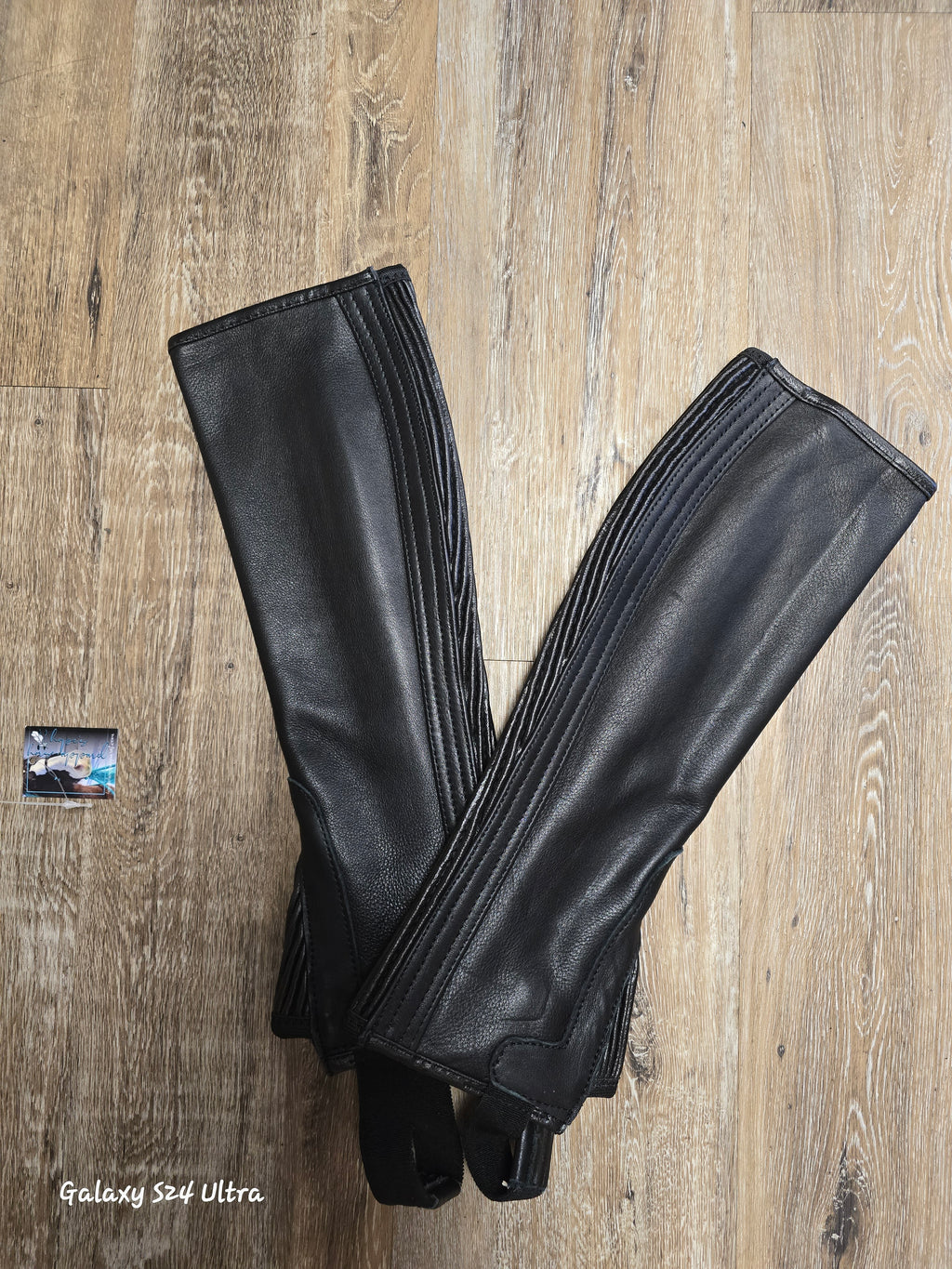 Half chaps