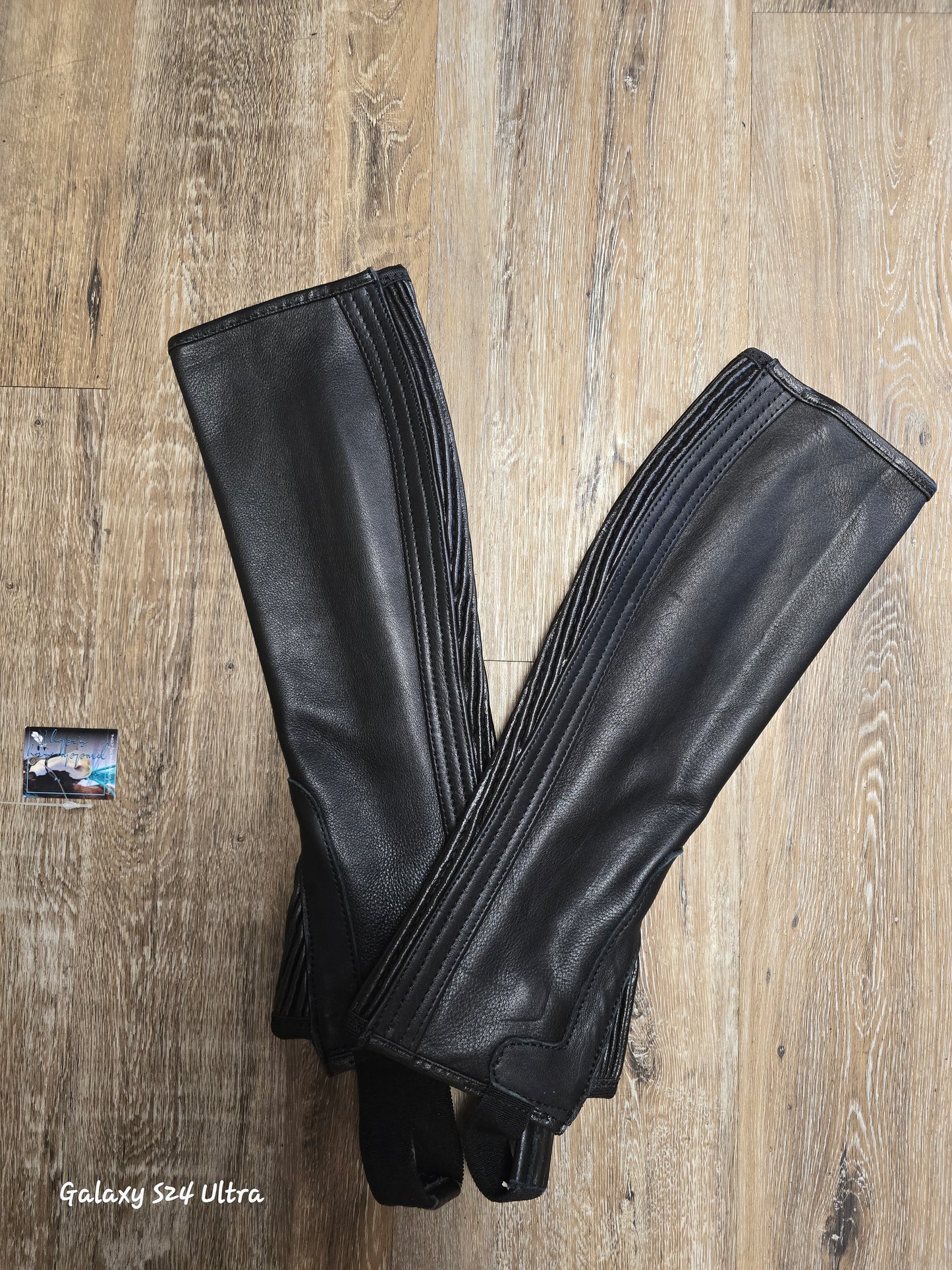 Half chaps