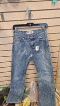 Levi's, 14