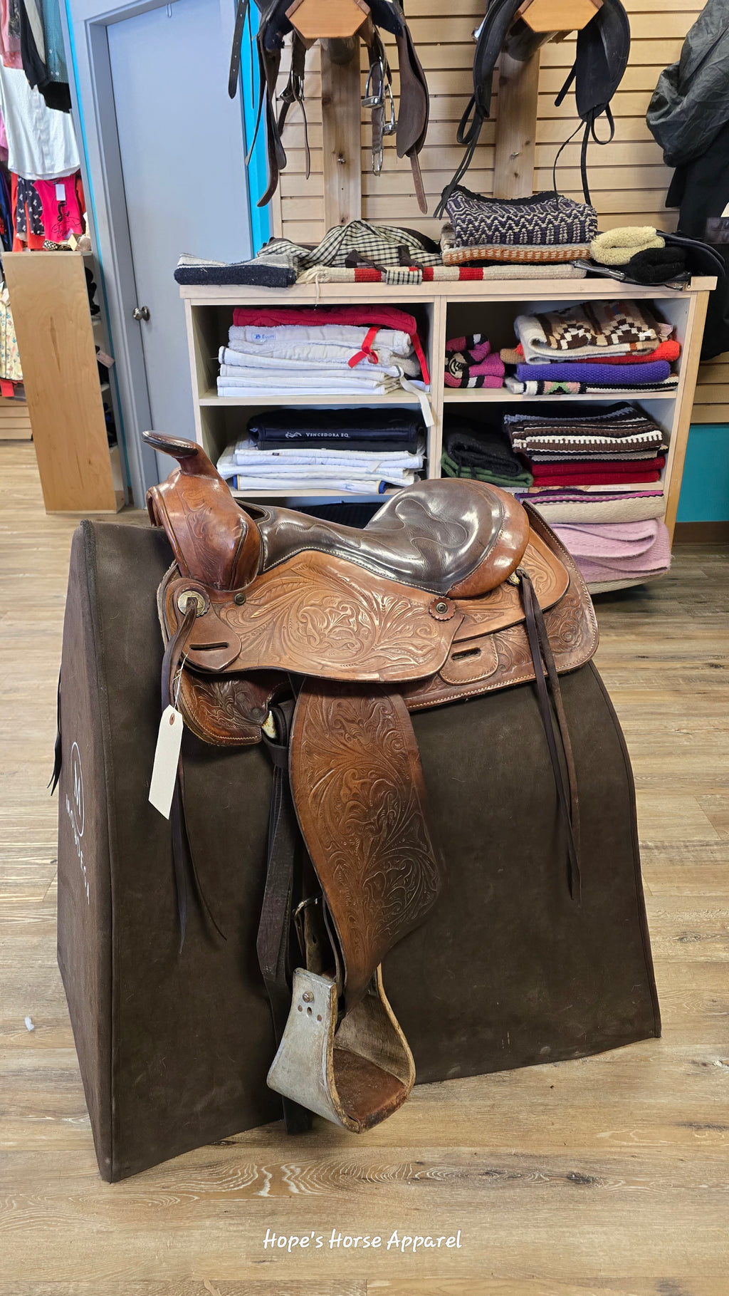 Western Rawhide Western Saddle