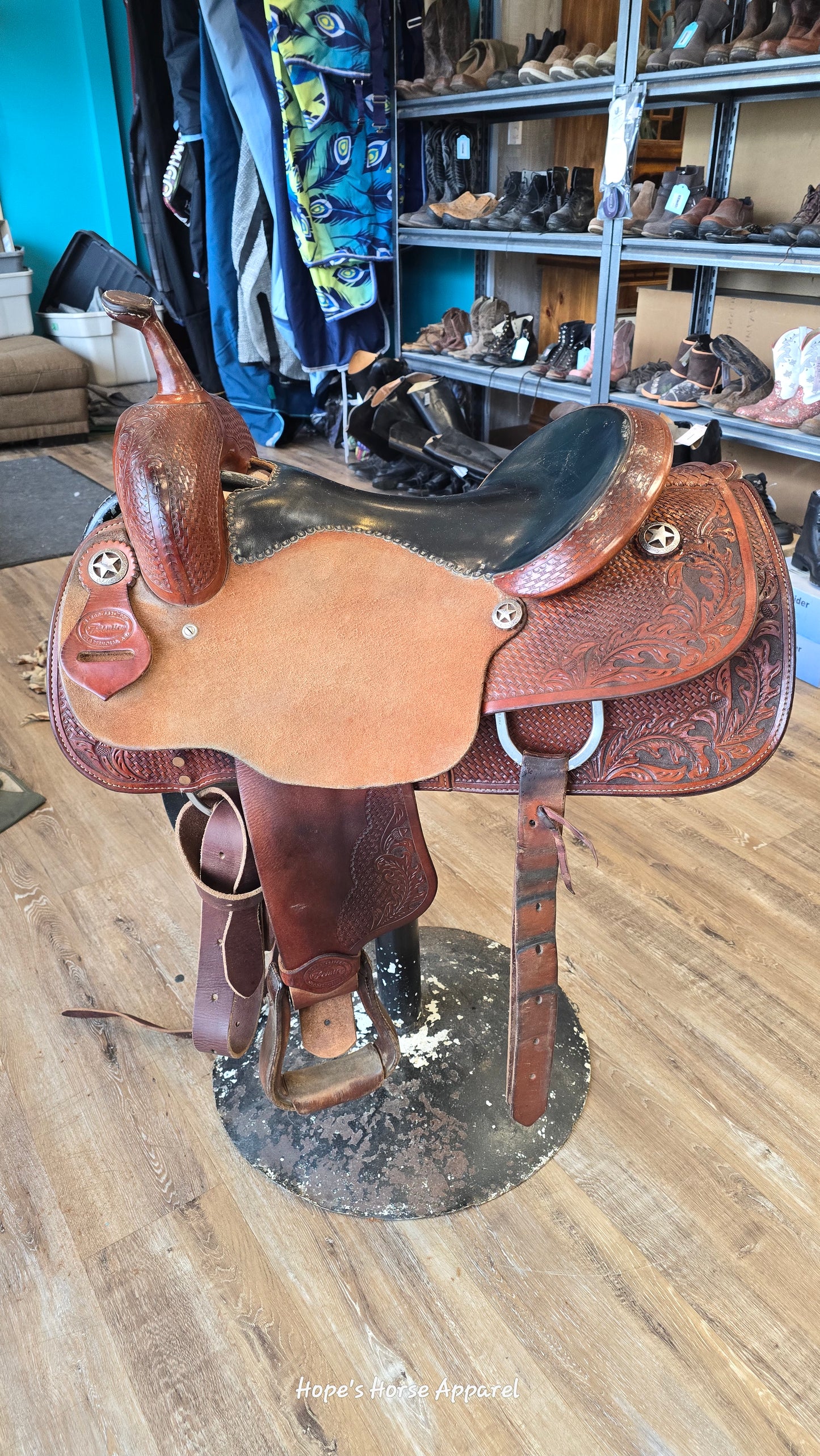Frontier Reining saddle