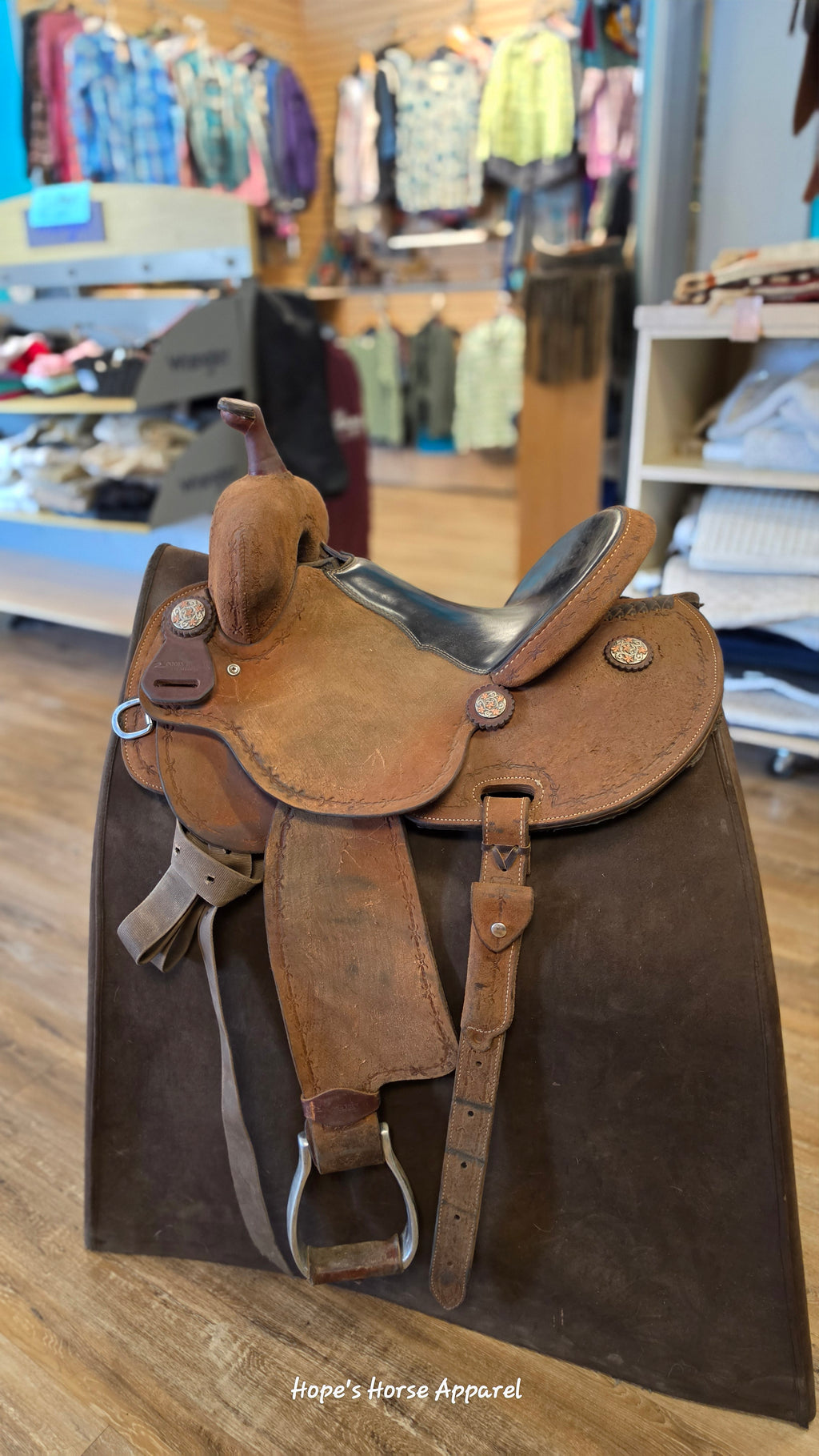 2 Boots Barrel Saddle