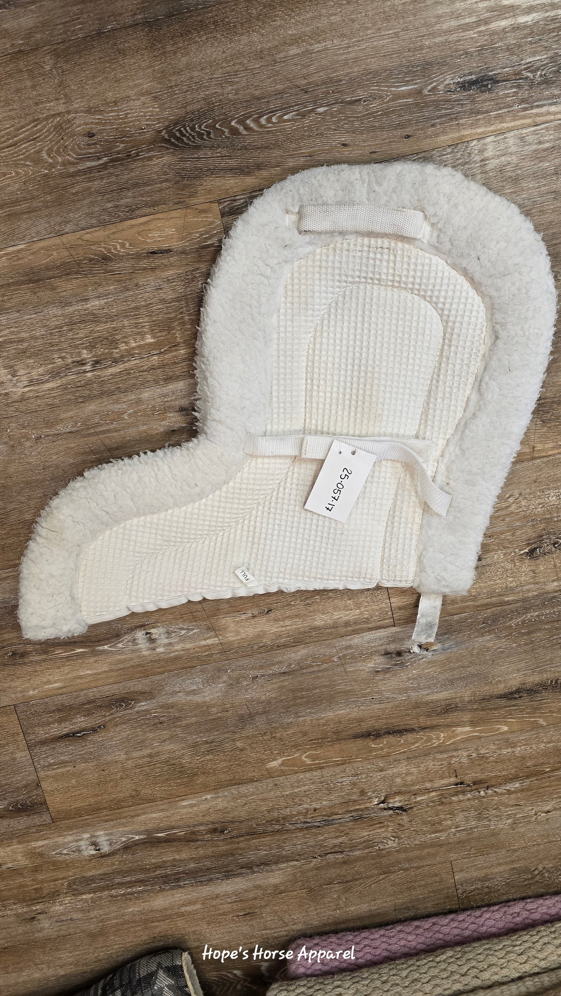 Shaped Show Pad