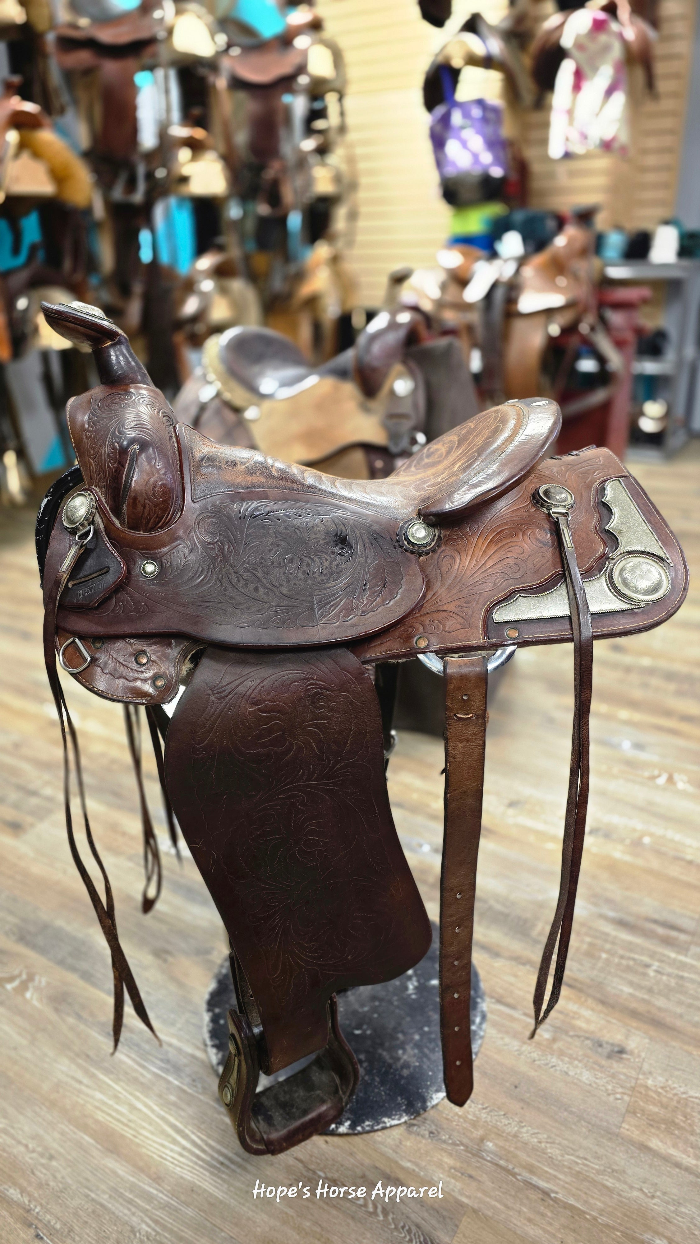 Eamore Western Saddle