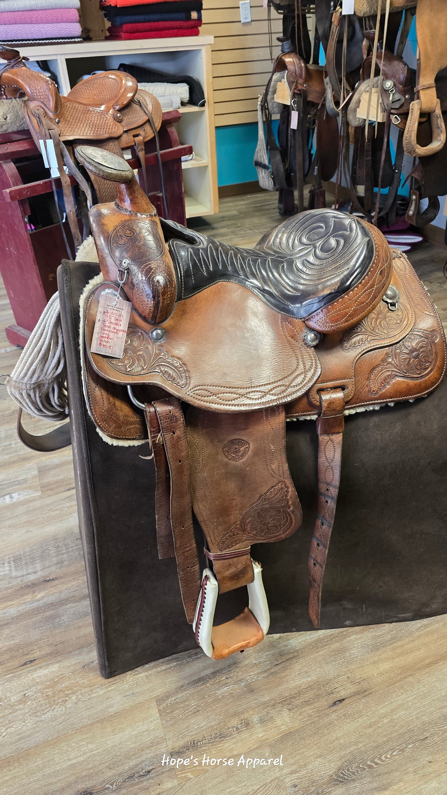 Hereford Textan Western Saddle