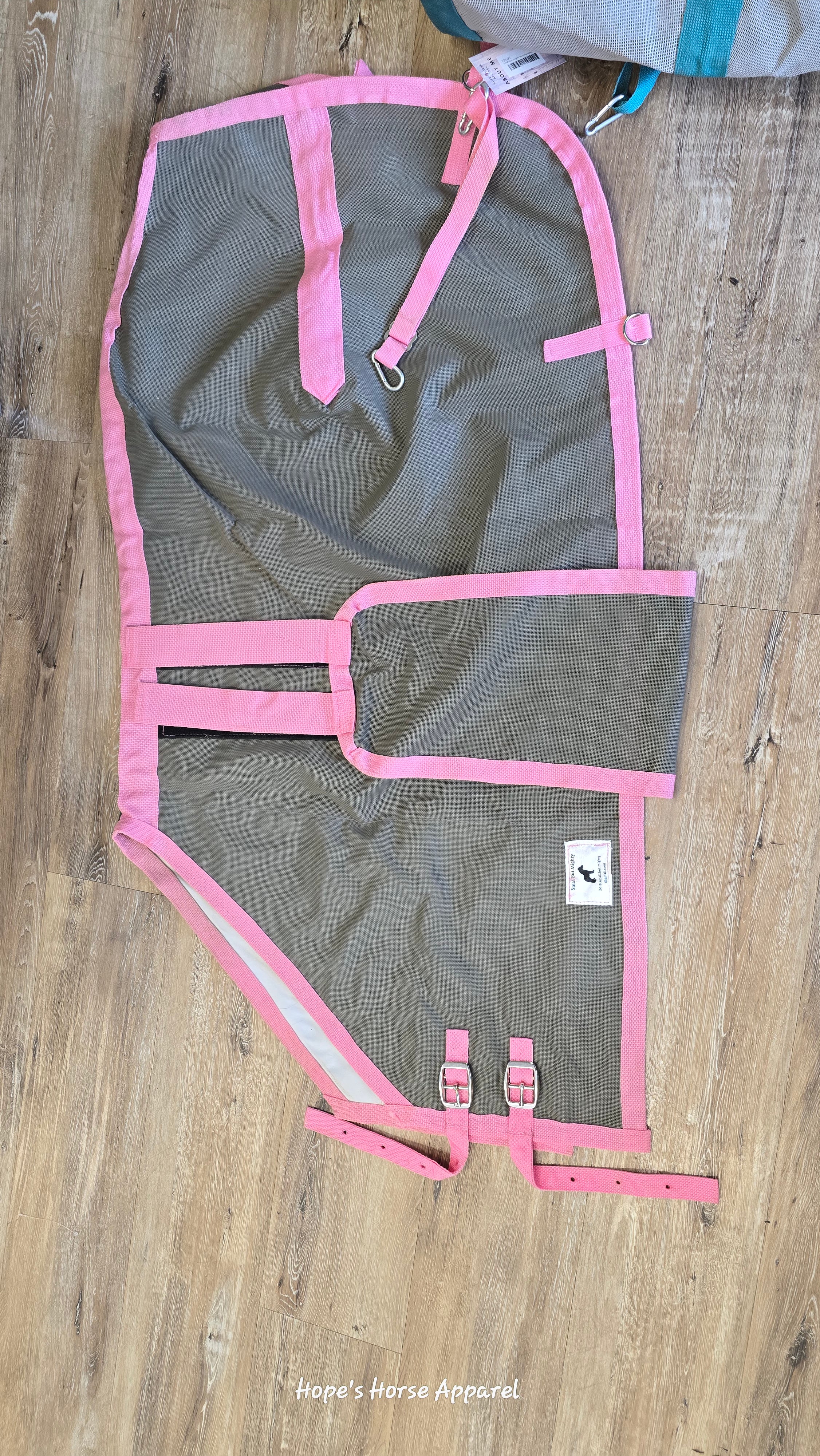 Small but mighty Mini Fly sheet, 43"