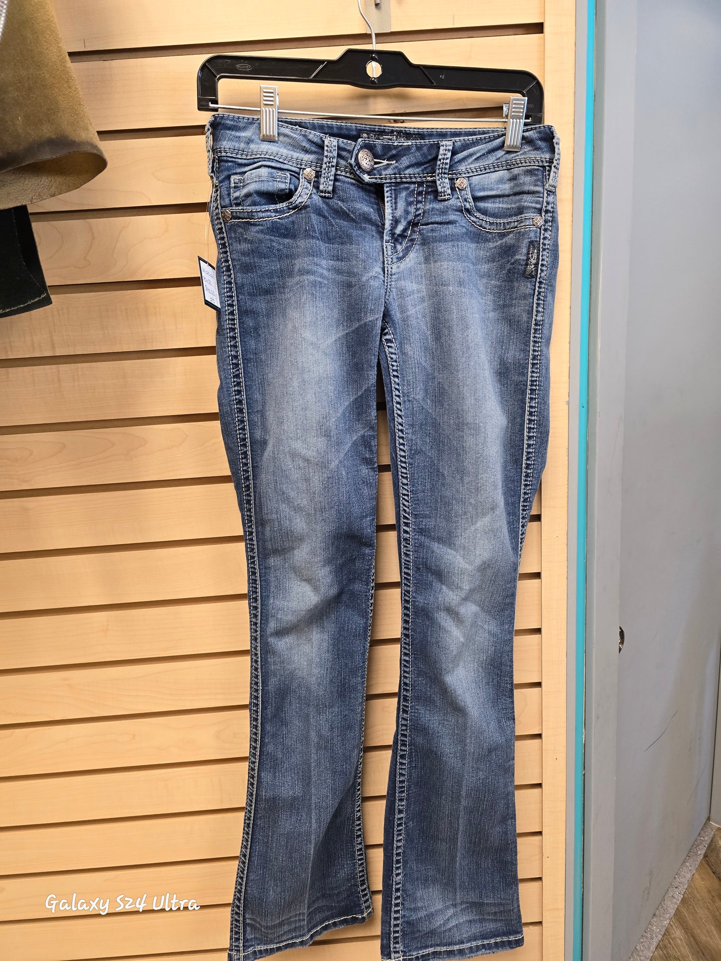 Various Jeans