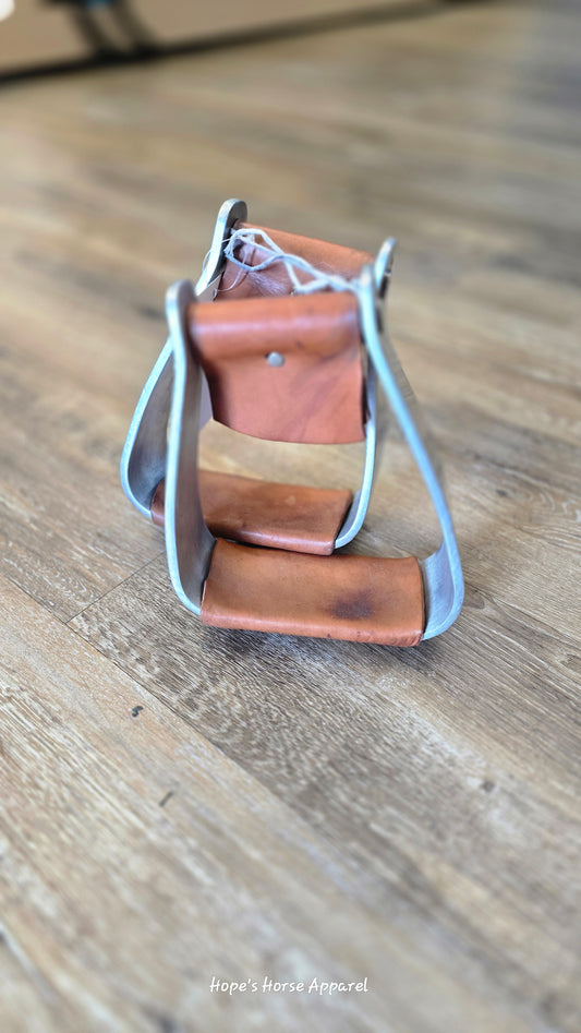 Slanted Aluminum Stirrups